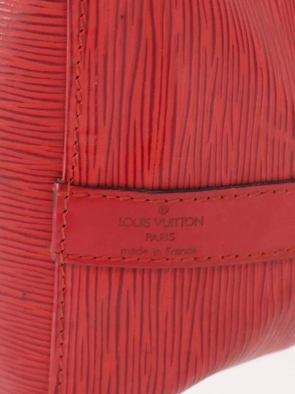 LOUIS VUITTON Epi Petit Noe Shoulder Bag Red M44107 LV Auth 162743 - Picture 6 of 16